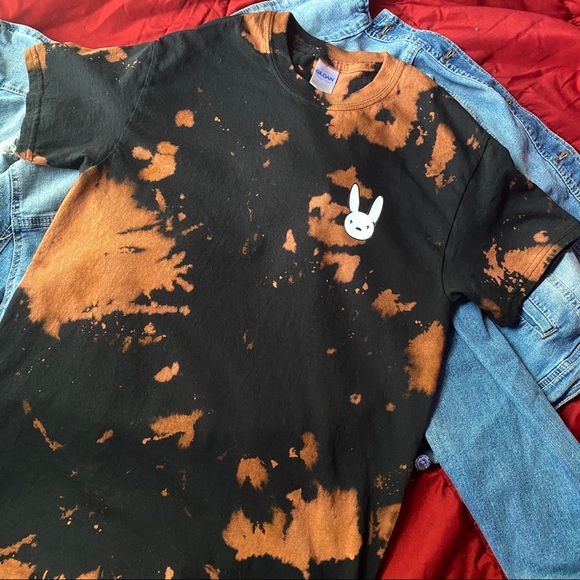 Other - BAD BUNNY Logo Tee